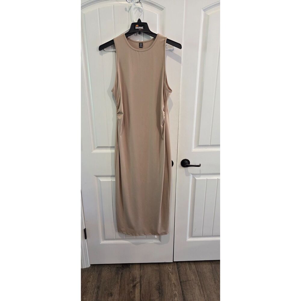 SHEIN Curve 2XL Tan Sleeveless Maxi Dress